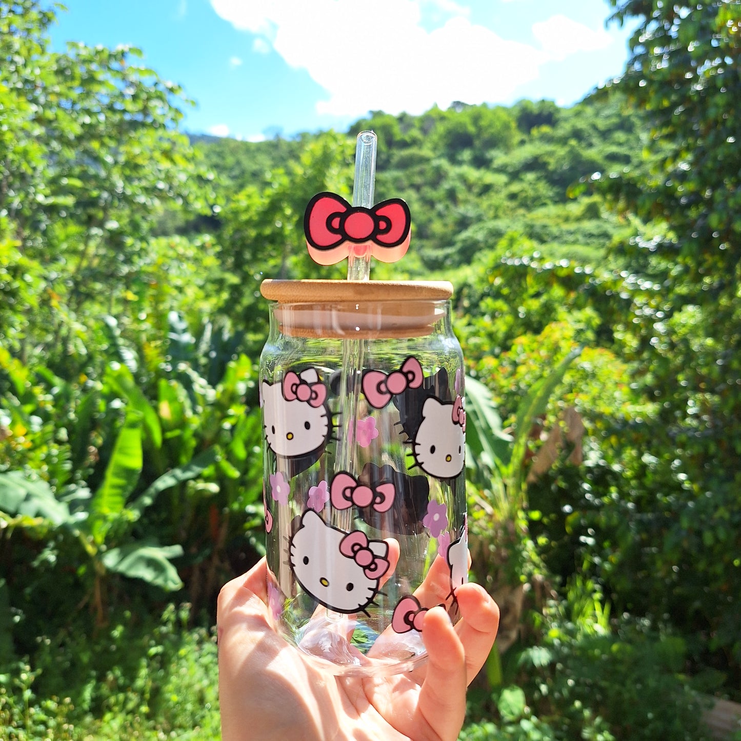 Hello kitty can glass with topper