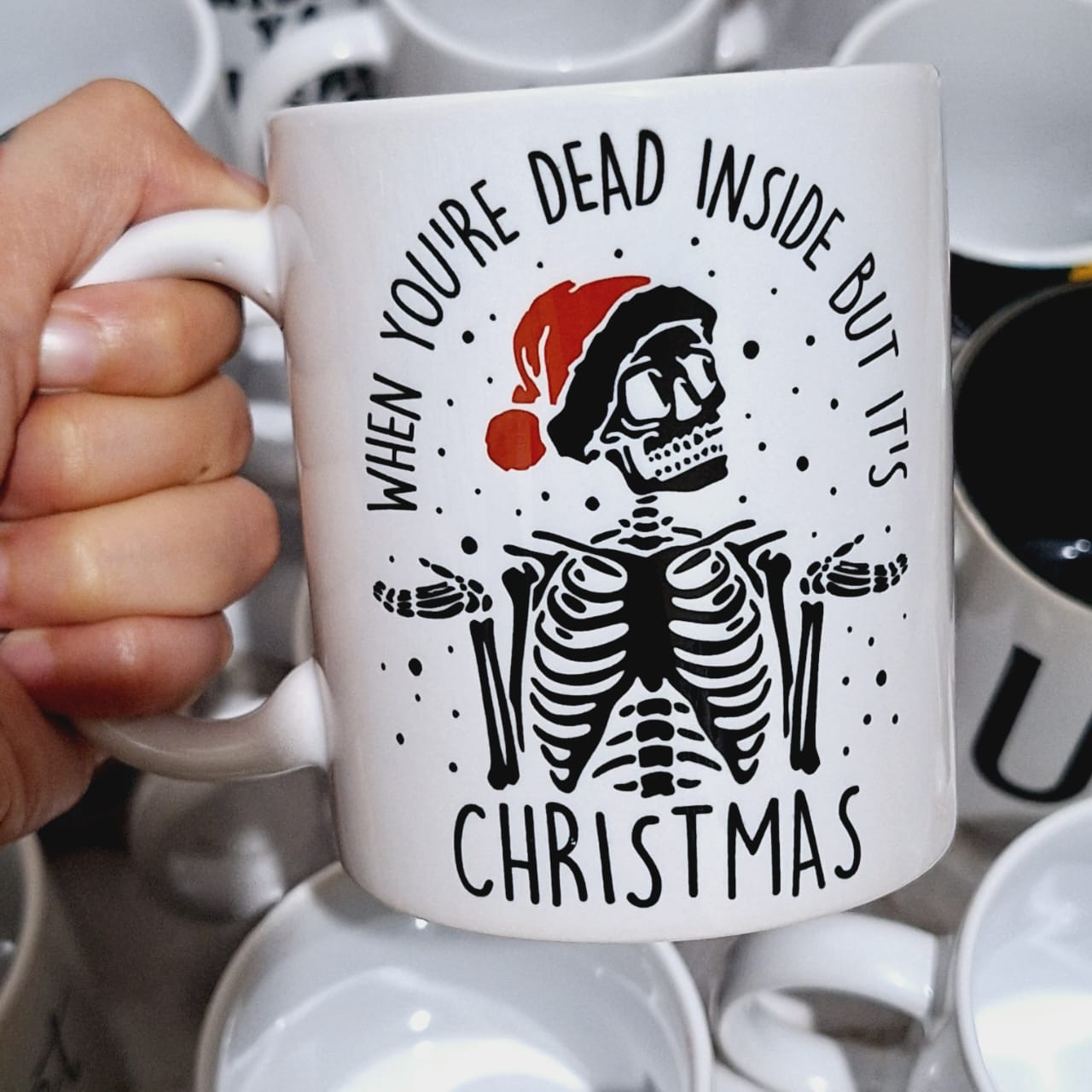 When you're dead inside, but its Christmas