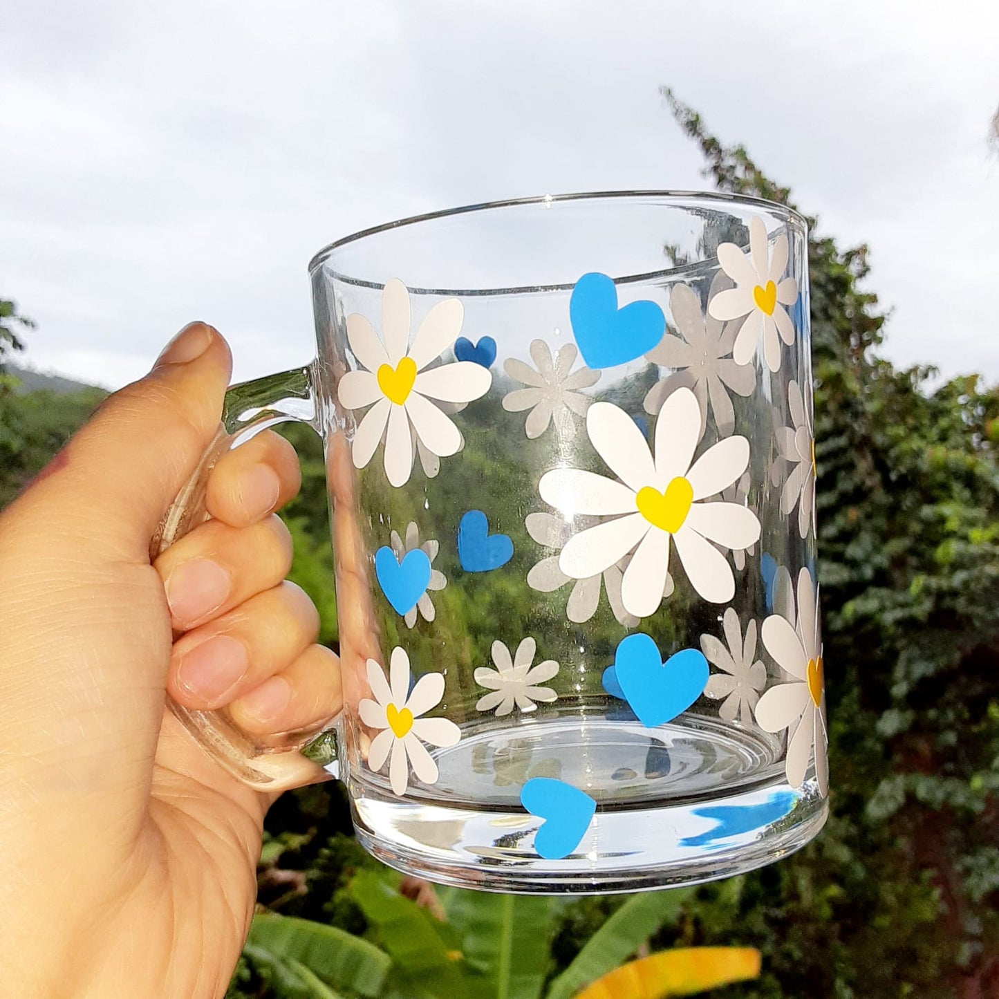 Blue Daisy Glass Mug