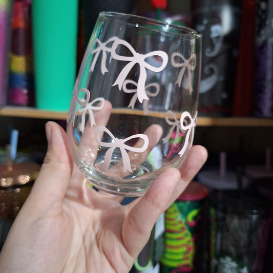 Bow Wine Glass